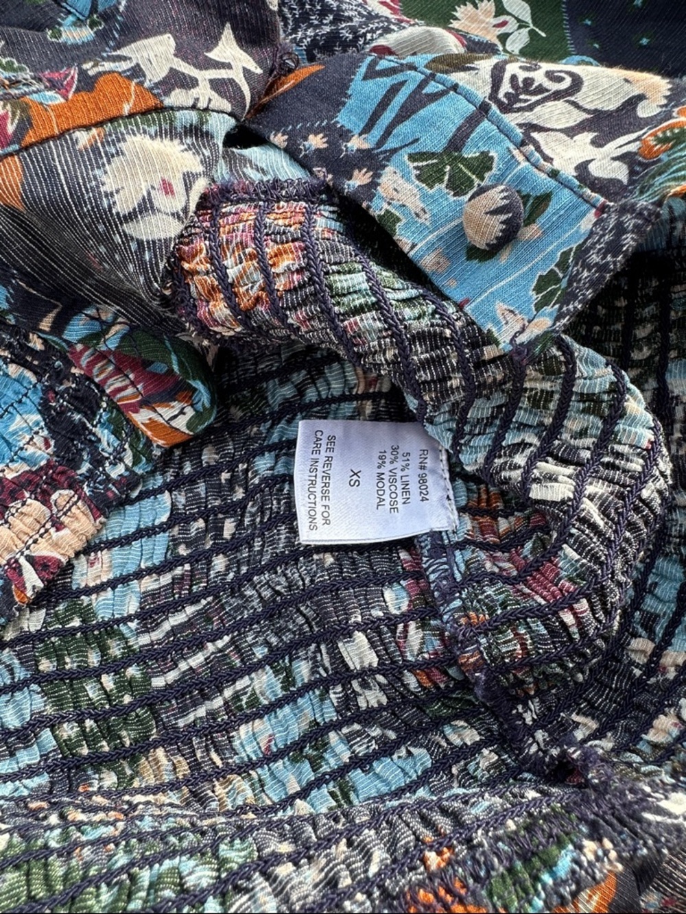 Love The Label XS Floral Patchwork Button-Front Crop Blouse - Teal & Black - Picture 8 of 9